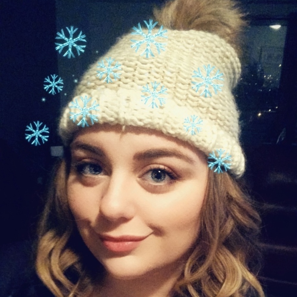 Aerie Pomtastic Beanie ISO!